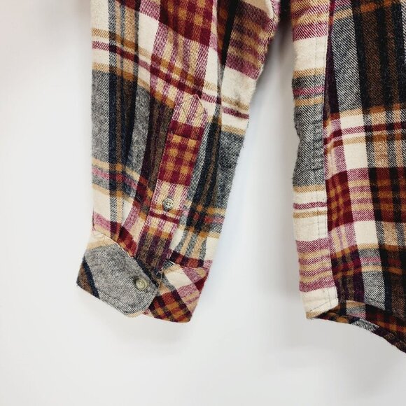 Legendary Whitetails shirt long sleeve Button-Up Medium Plaid Flannel - Picture 10 of 11